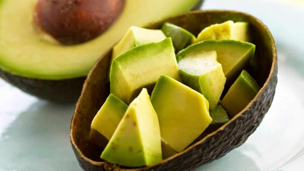 Alimentos Afrodisíacos: Top 10 para melhorar a libido 5 abacate saudavel