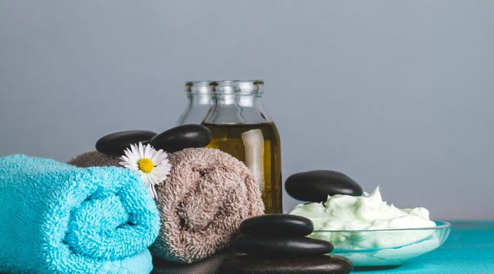 Os diferentes tipos de massagem relaxante e seus efeitos terapêuticos 3 massagem relaxante