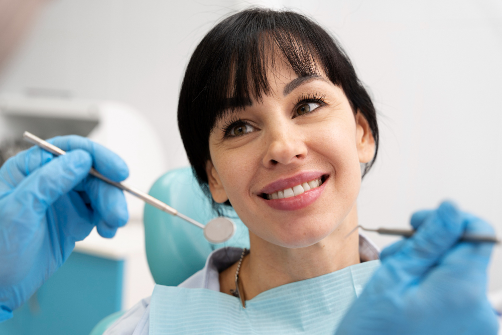 Implantes Dentários: A Revolução que Mudou para Sempre a Reabilitação Oral 4 Implantes Dentários: A Revolução que Mudou para Sempre a Reabilitação Oral 3